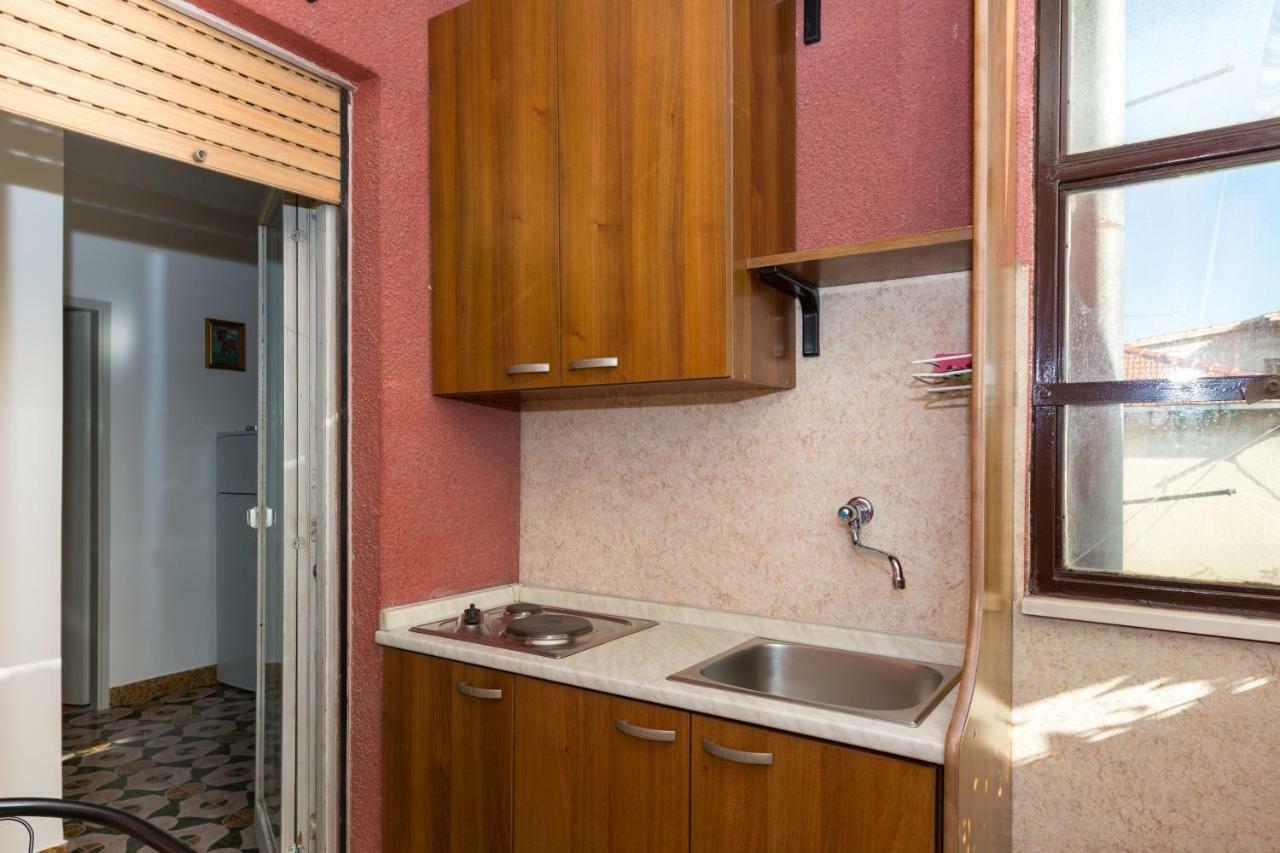 Apartments Pericic Podstrana Exterior photo