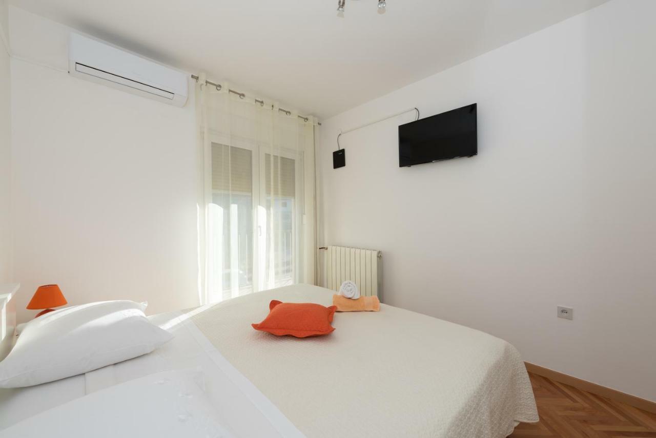 Apartments Pericic Podstrana Exterior photo